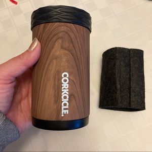NWT Corkcicle can holder
